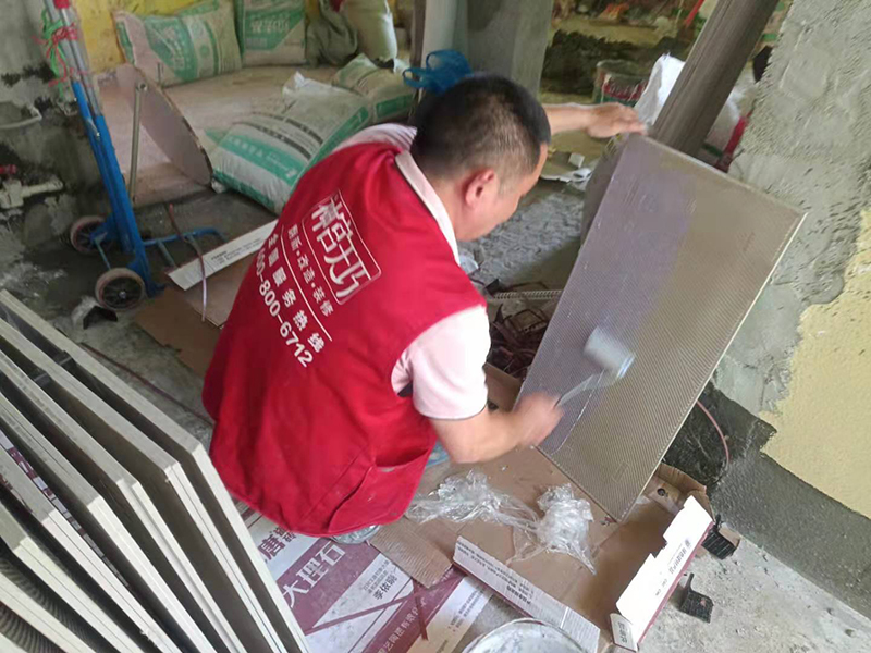瓷磚開裂松動怎么處理？老房子廚房瓷磚怎樣改造省錢？(圖3)