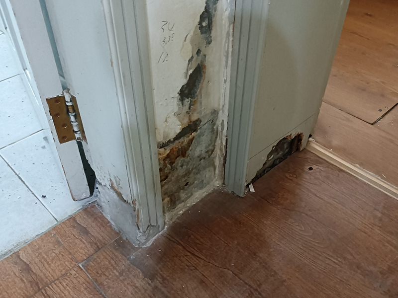 寧波唐家灣龍湖·雙瓏原著衛生間墻角拆除翻新 房屋局部改造施工
