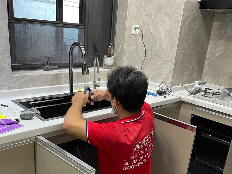 上海牡丹江路廚衛裝修清包 新房水管電路安裝 衛生間簡單裝修