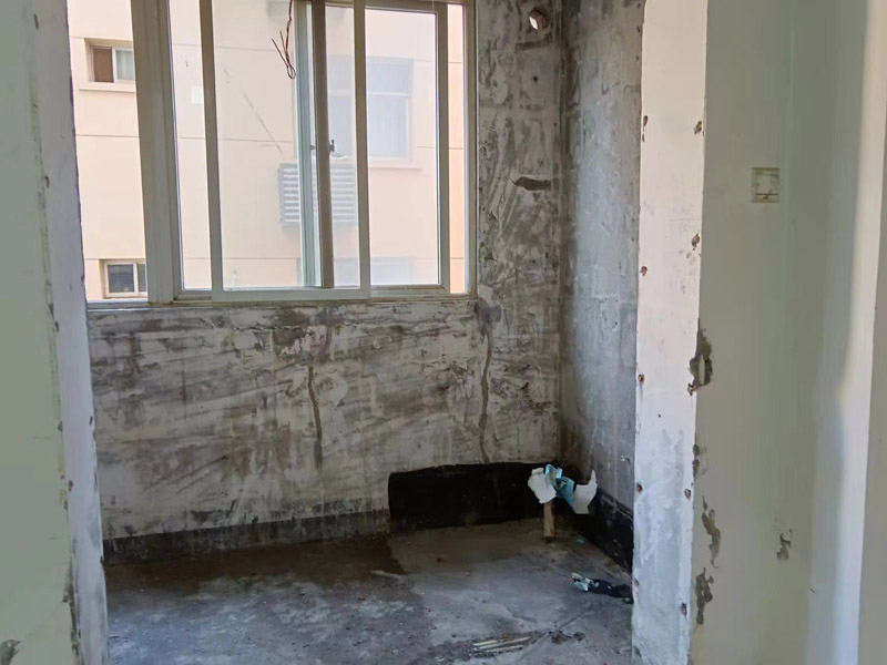 衛生間漏水往樓下滲水用什么補救(圖1)
