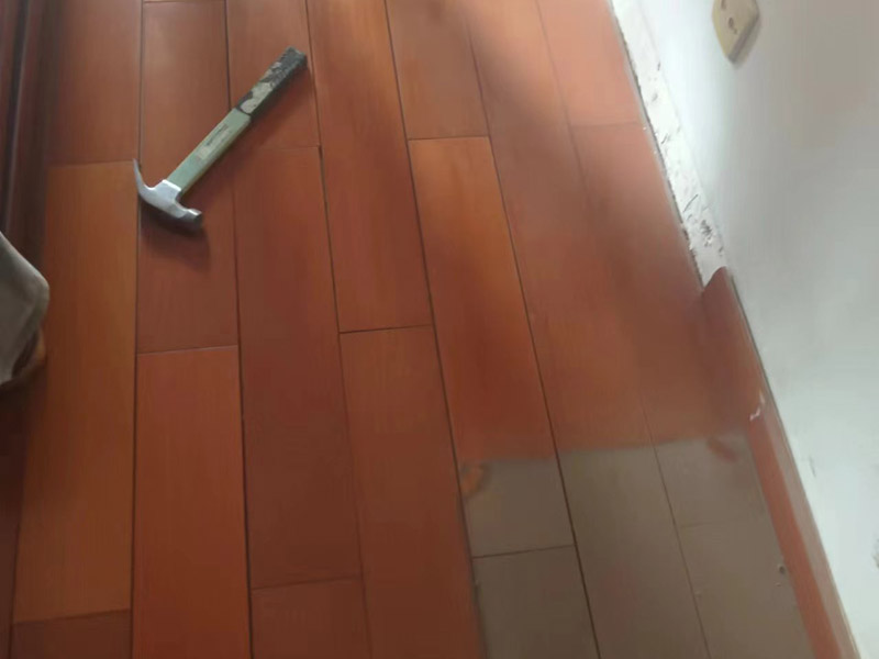 南京棲霞區免費安裝地板師傅電話號碼(圖1)