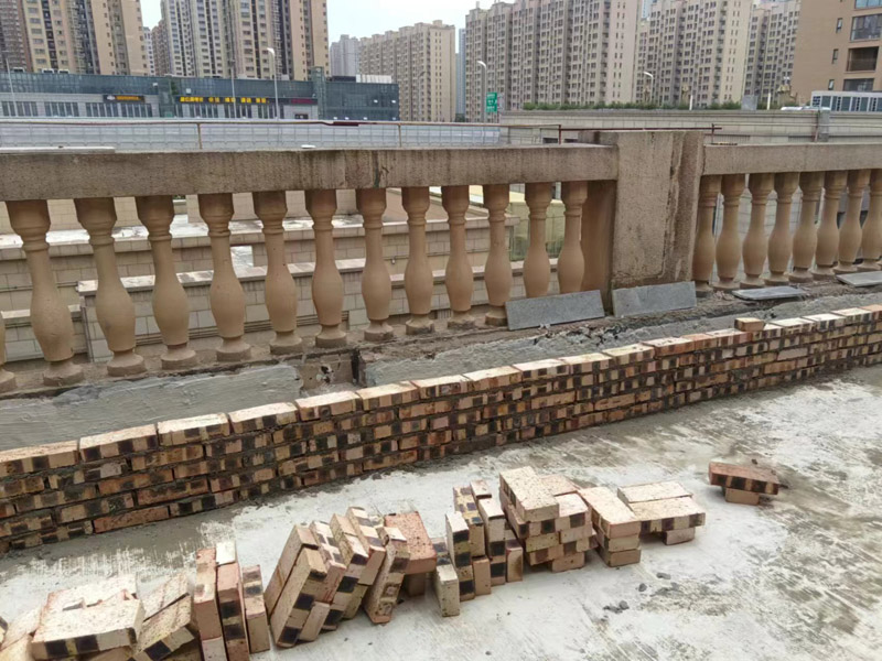 砌塊磚墻墻體出現裂縫的原因(圖1)